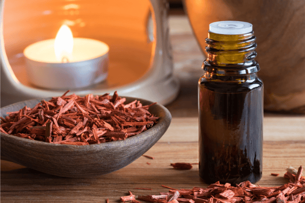 Tinh dầu đàn hương – món quà từ thiên nhiên